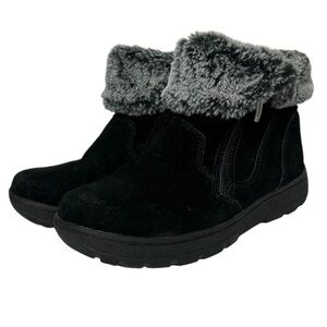 Kombu Women’s Size 7 Boots Booties Suede and Faux Fur